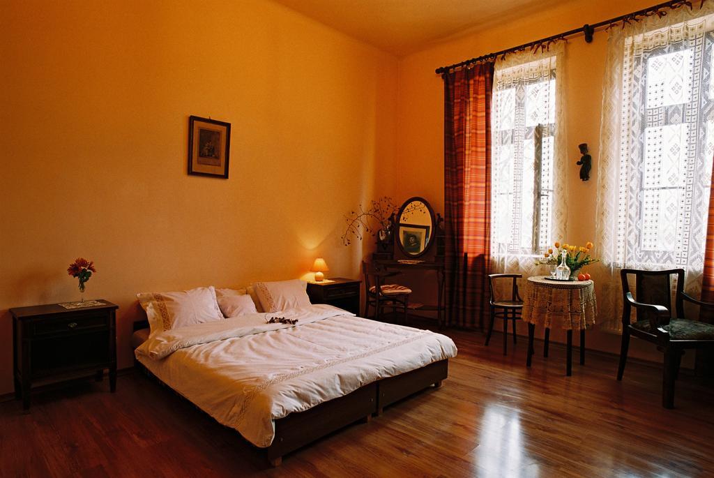 Piano Guest House Краків Екстер'єр фото