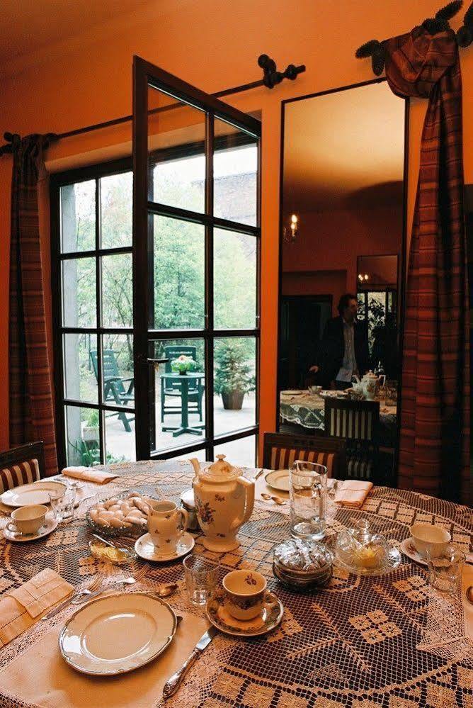 Piano Guest House Краків Екстер'єр фото