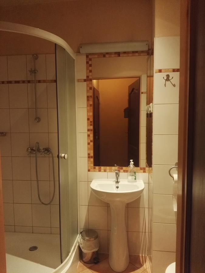 Piano Guest House Краків Екстер'єр фото